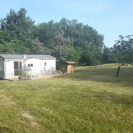 Campingplatz Au Jardin De Peyrin
